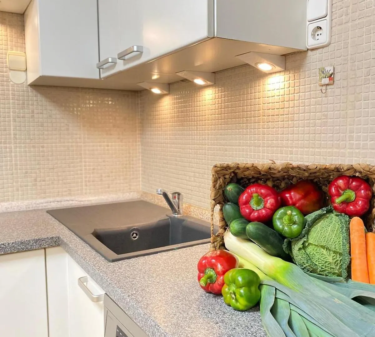 באלה Residence Tomani With Xxl Pool 0*,